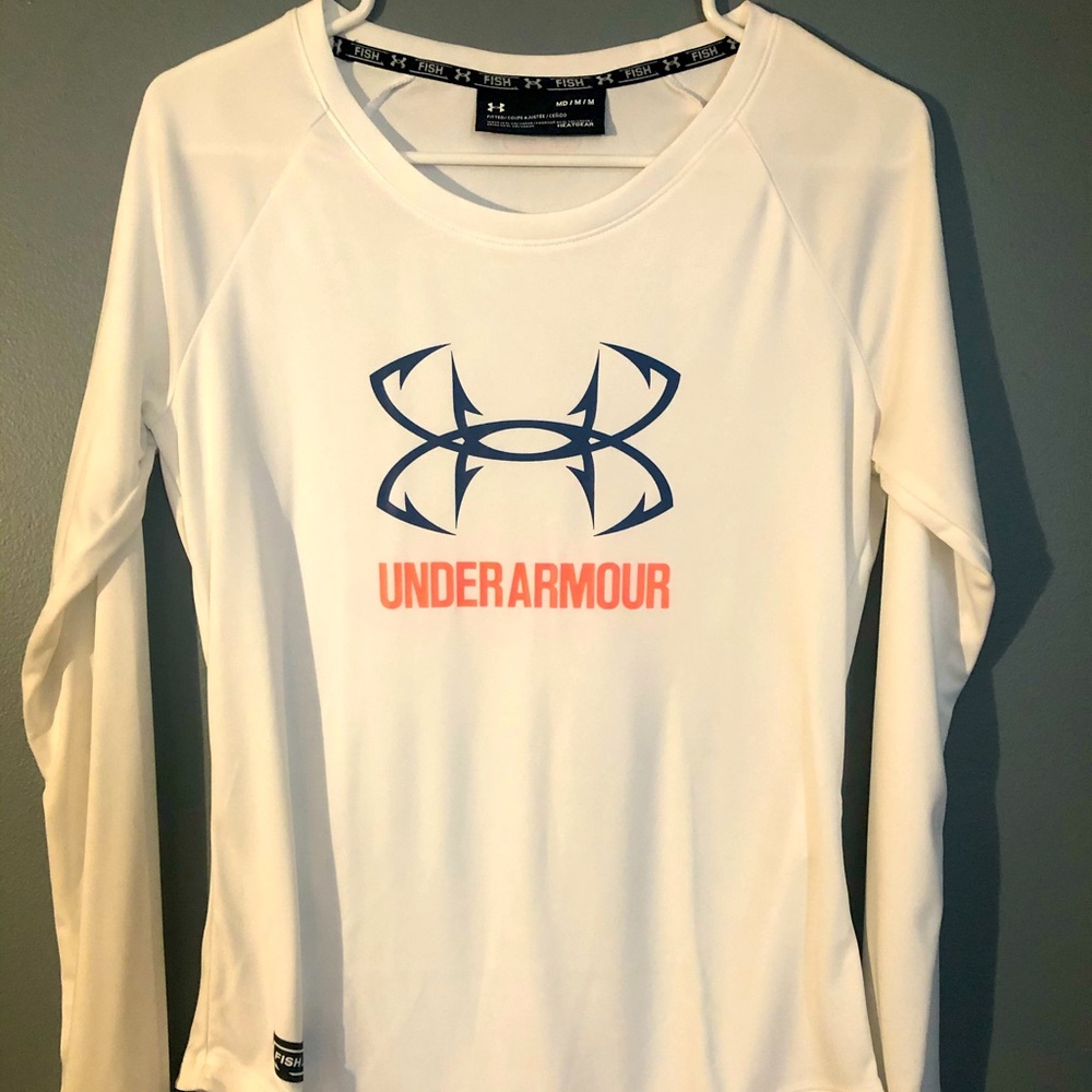 Women’s under armour top